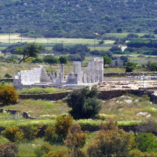 Cyclades bike and hike experience. Paros, Antiparos and Naxos