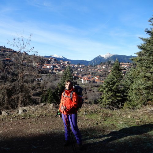 Walking and sightseeing short stay in Mainland Greece