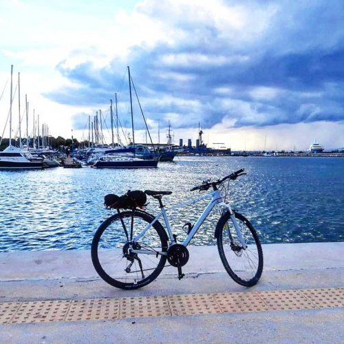 Authentic Athens & Riviera by bike