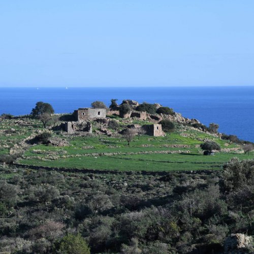 Aegina Island: E-bike guided day tour