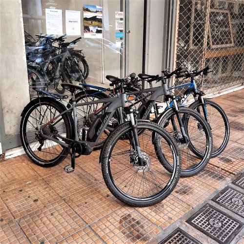 Authentic Athens & Riviera by bike