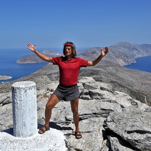 Cyclades hiking paths. Explore Naxos and Amorgos