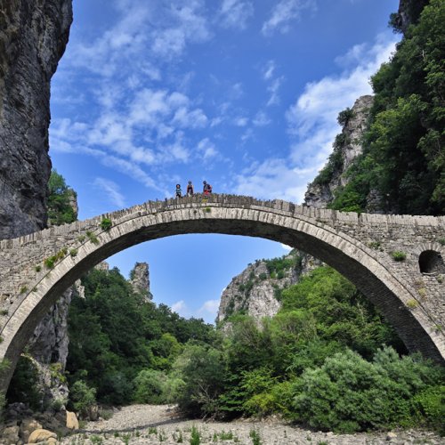 De la Mer Égée à la Mer Ionienne : Olympe, Météores, Zagori et Corfou