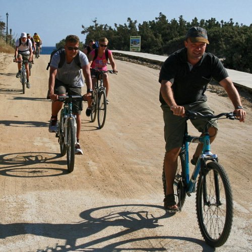 Cyclades bike and hike experience. Paros, Antiparos and Naxos